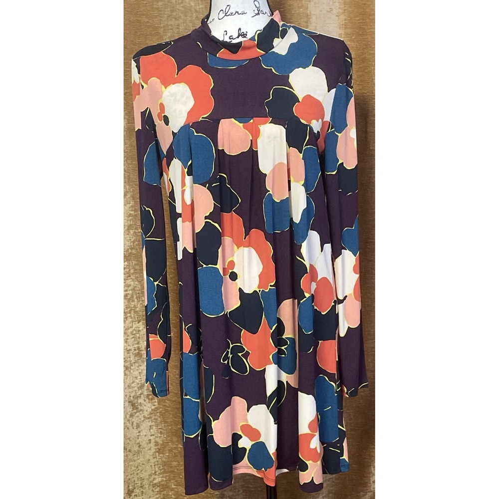 Retro Y2K BOHO Swing Dress Size Small Flowers Above The Knee City Work BCBG